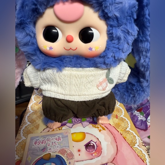 Baby Three Little Rabbit Town Plus Charm Rabbit - Picture 2 of 2